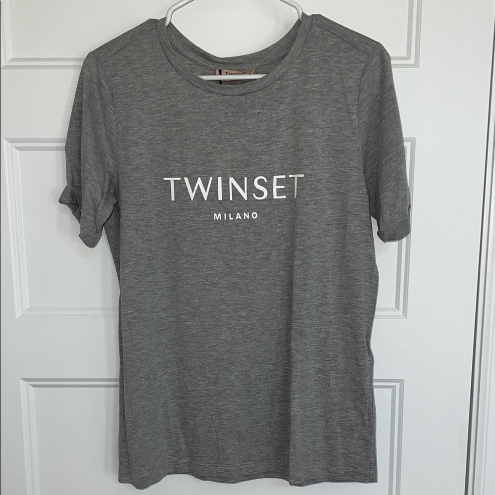 NWT SUPER CUTE Twin-Set ❤️ Heather Gray Tee